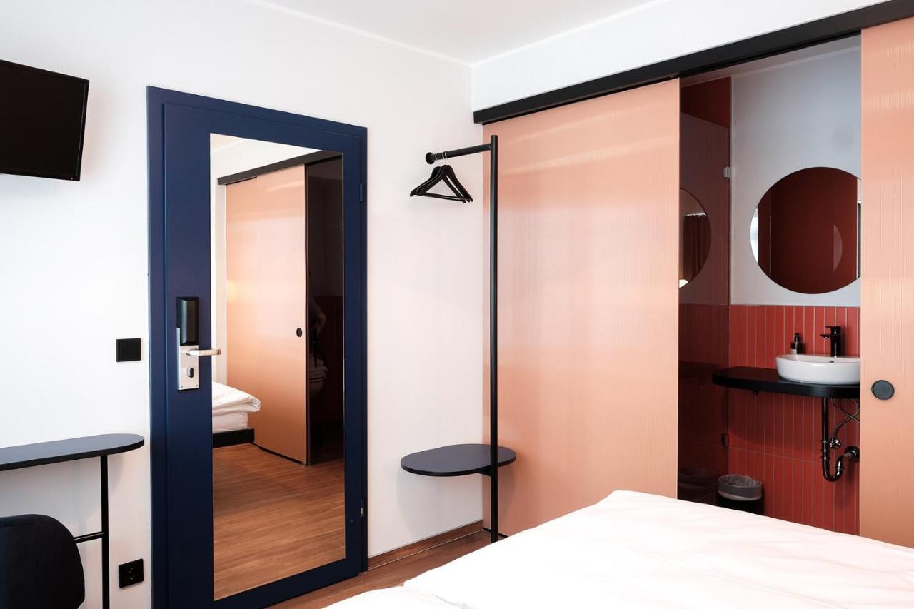 The Dot | 24/7 Checkin Hotel Múnich